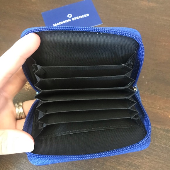 Madison Spencer Card Wallet - Picture 3 of 3